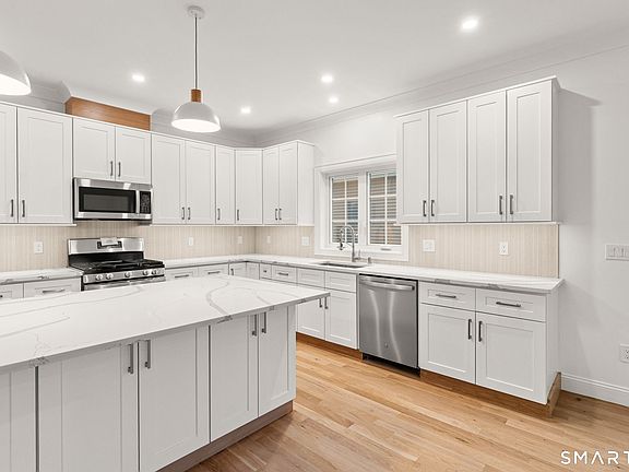 3rd image of 108 New England Ave