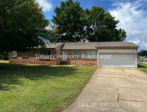 1303 Overview Dr Photo 1