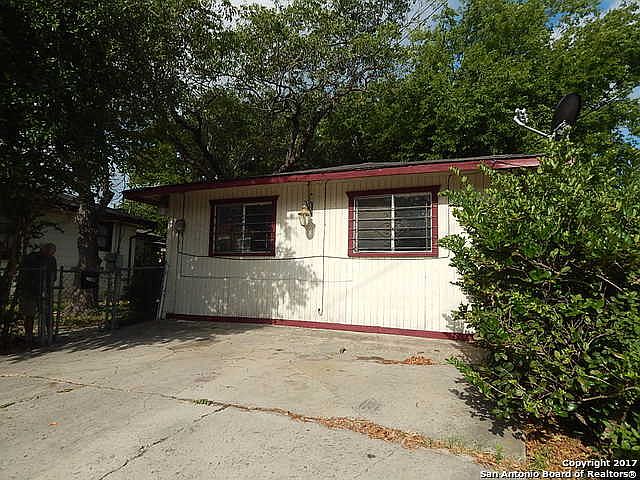 1st image of 2501 W Woodlawn Ave