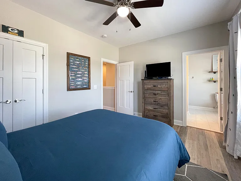 455 Aurora Pl — Photo 21