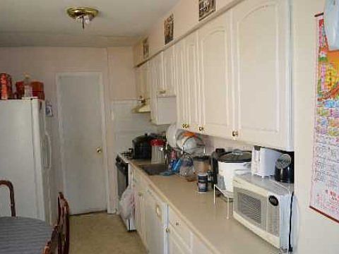 3rd image of 32 Harrison Ave