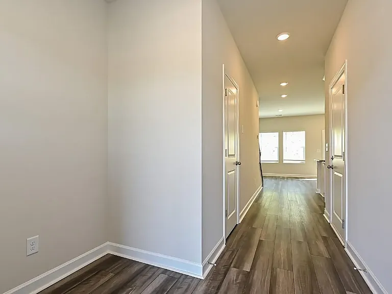 506 Tayberry Ln — Photo 7