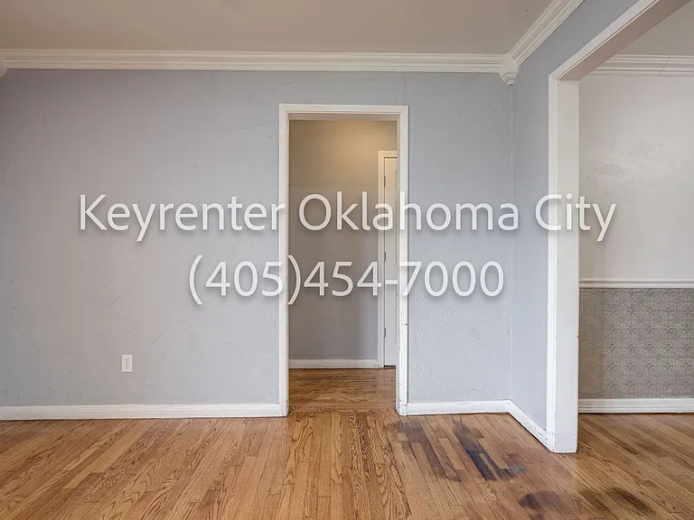 1622 W Britton Rd — Photo 18