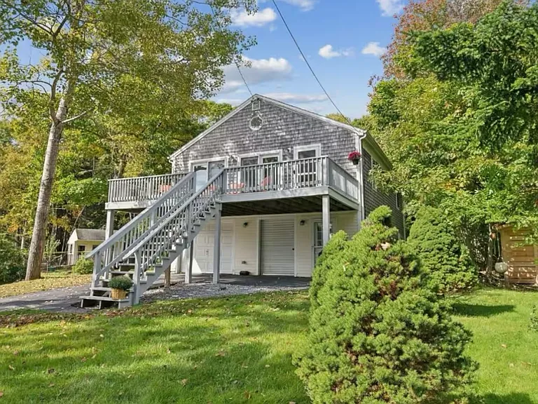 Windemere Rd — Photo 1