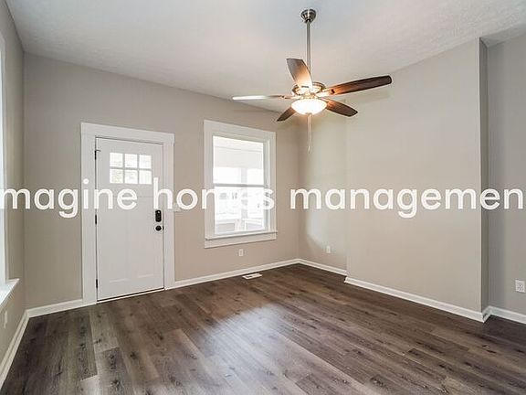 4th image of 888 E Fulton St #2