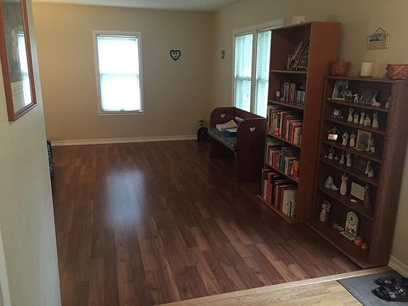 5th image of 1110 Carroll Ave