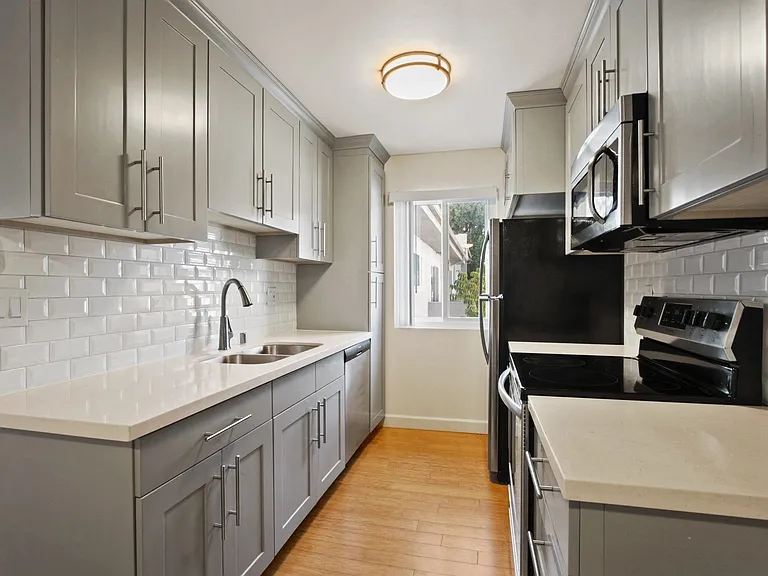 9520 Lucerne Ave — Photo 7