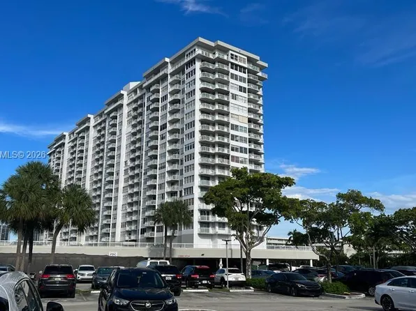 18061 Biscayne Blvd APT 1404, North Miami Beach, FL 33160