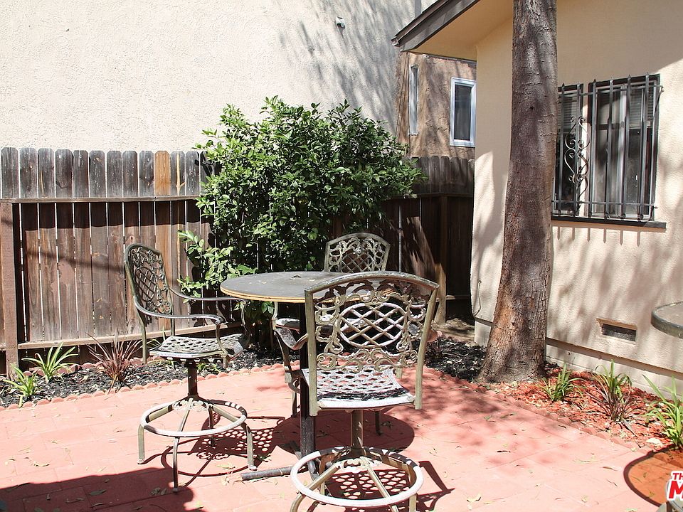 2nd image of 430 Lime Ave