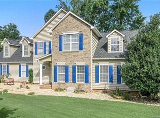 310 Oakview Dr, Salisbury, NC 28146