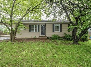 14 Fordham Rd, Parlin, NJ 08859