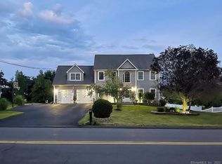 645 Mount Vernon Rd, Plantsville, CT 06489