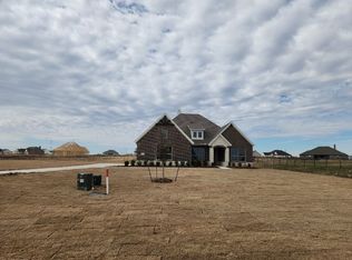 2433 Meteor Dr, Krum, TX 76249