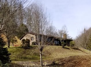 3963 Coxes Creek Rd, Burnsville, NC 28714