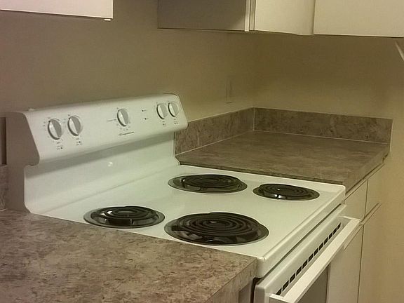 4th image of 728 Laurel Way
