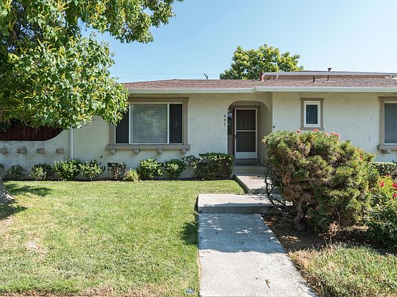 3rd image of 991 Wren Dr