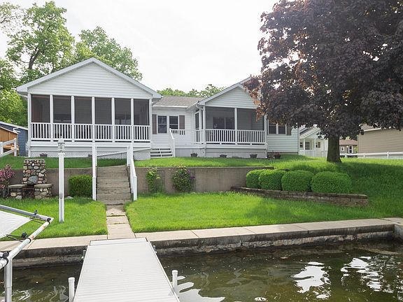 27198 Oak Dr-103