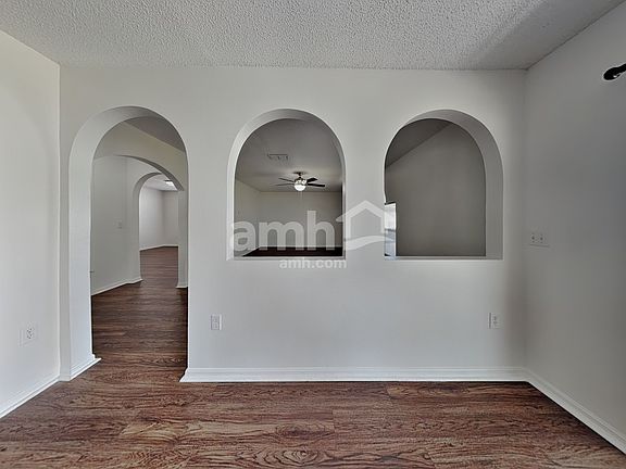 5th image of 813 Grand Regal Poin