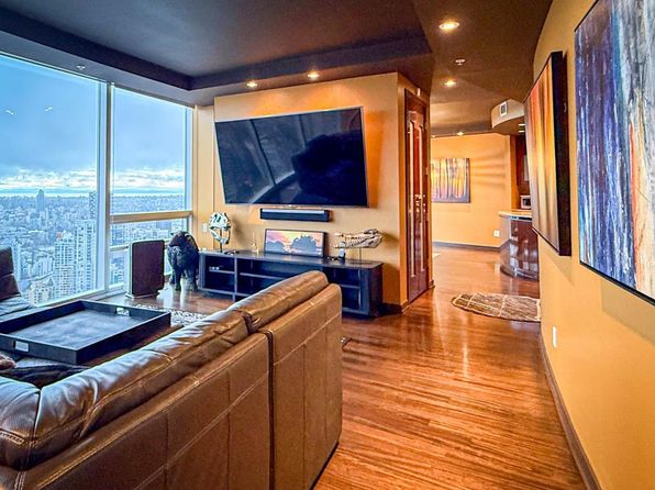 2 bedroom rental in Vancouver — photo 11
