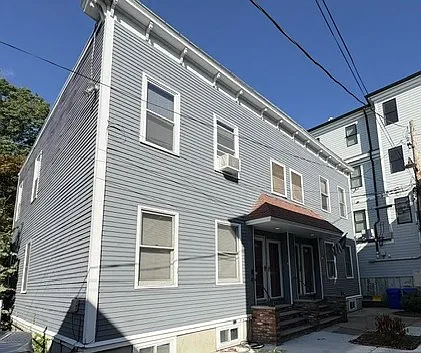 1 bed, 700 sqft, $3,200 — Photo 2