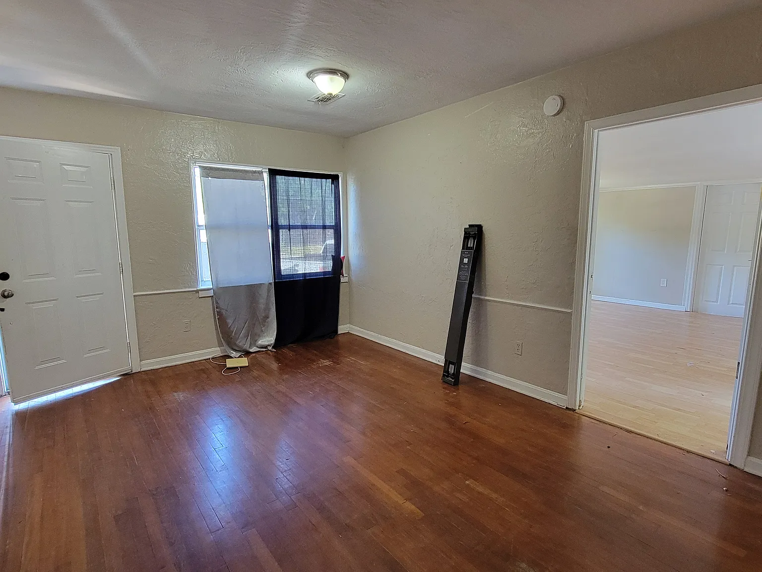 3 bed, 1334 sqft, $1,795 — Photo 3
