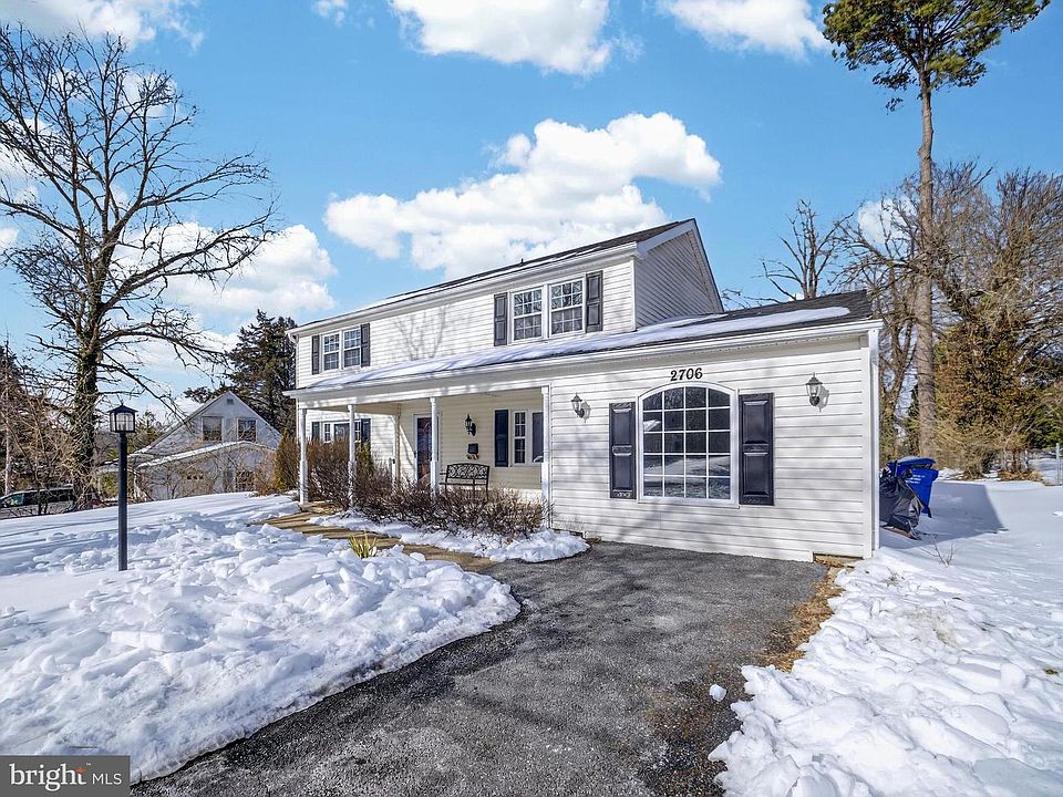 1st image of 2706 Bartlett Ln
