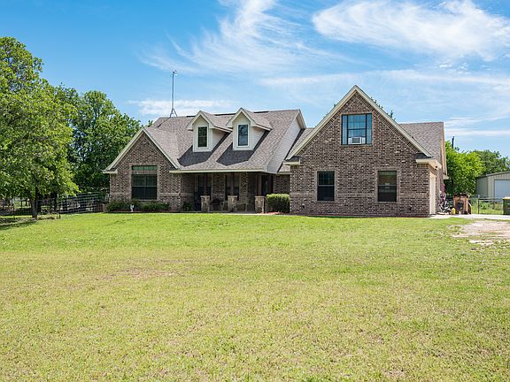 4th image of 109 Plantation Oaks Ct