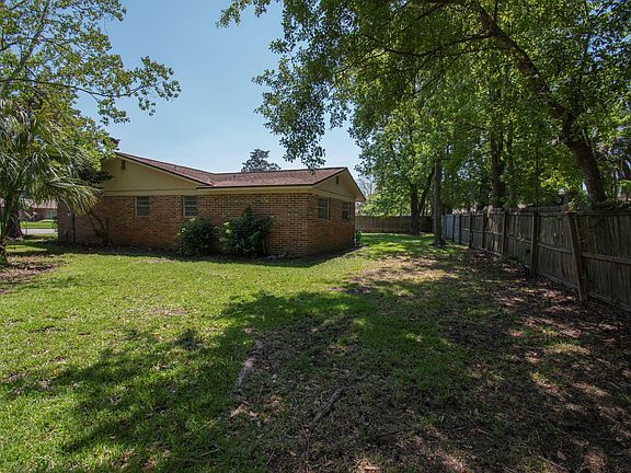 2nd image of 3718 Robert Scott Ct