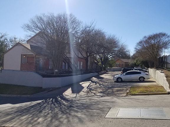 2nd image of 7107 E Highway 290 Ste C