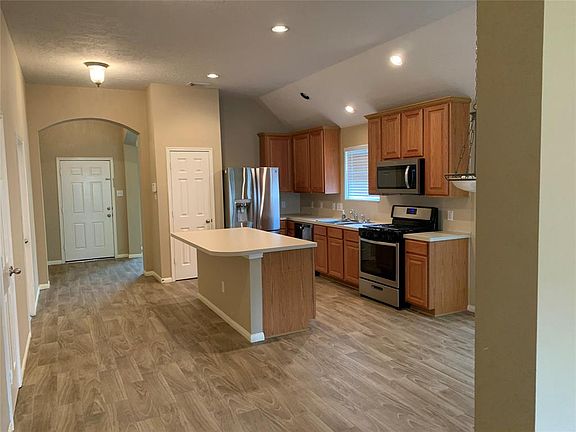 2nd image of 15118 Petties Way