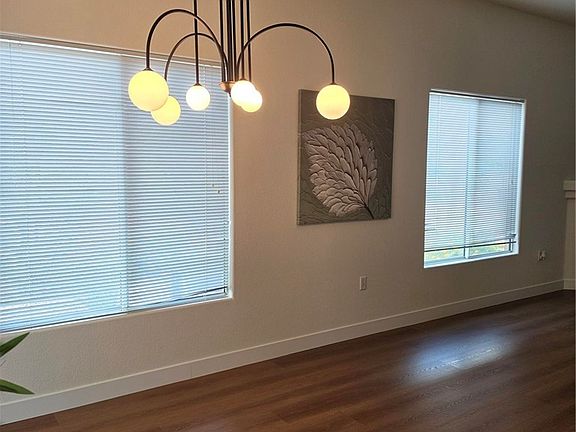 4th image of 2305 W Horizon Ridge Pkwy APT 814