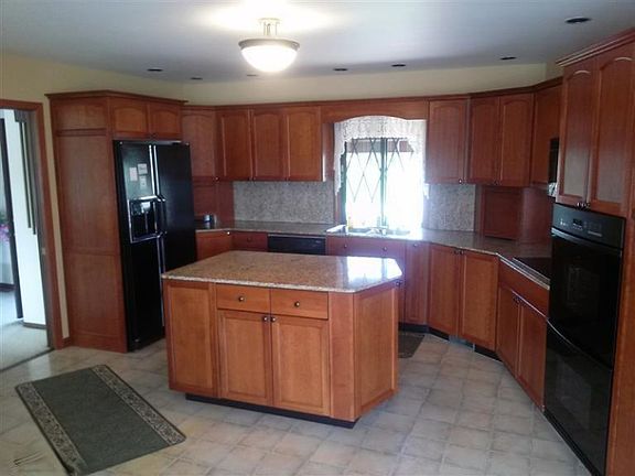2nd image of 6854 Bliss Ct SW