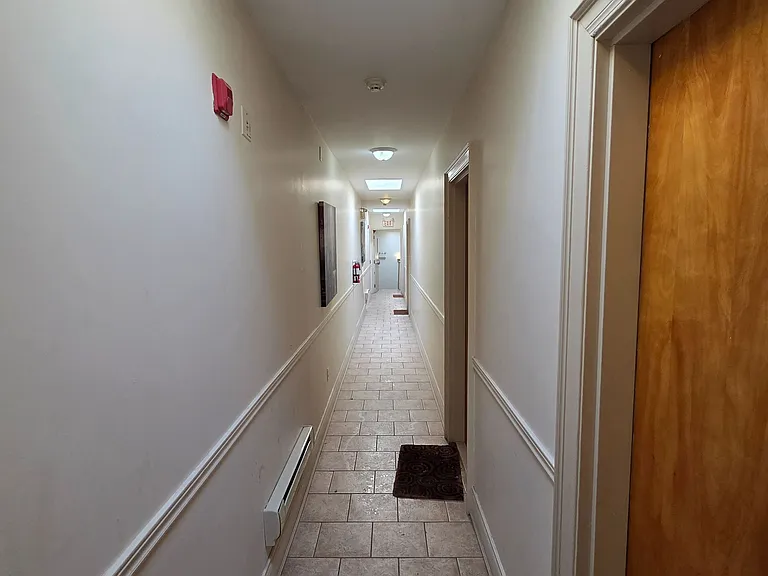 1898 Danforth Ave #303 — Photo 2
