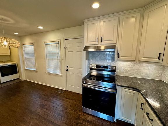 5th image of 2311 Billie Watkins St SW