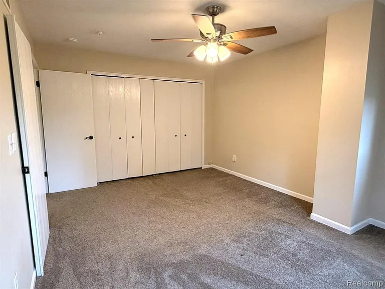 41090 Southwind Dr — Photo 11