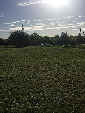 1st image of 307 Santa Fe St