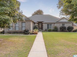 616 Box St, Athens, AL 35611