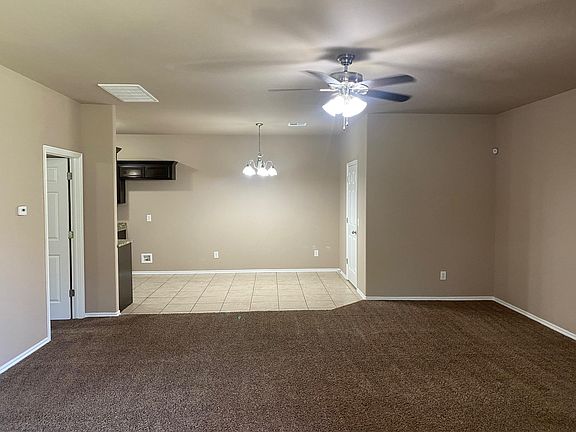 3rd image of 705 NE 20th St