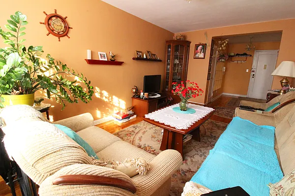 Sold by New York Realty Minimax Inc | media 16