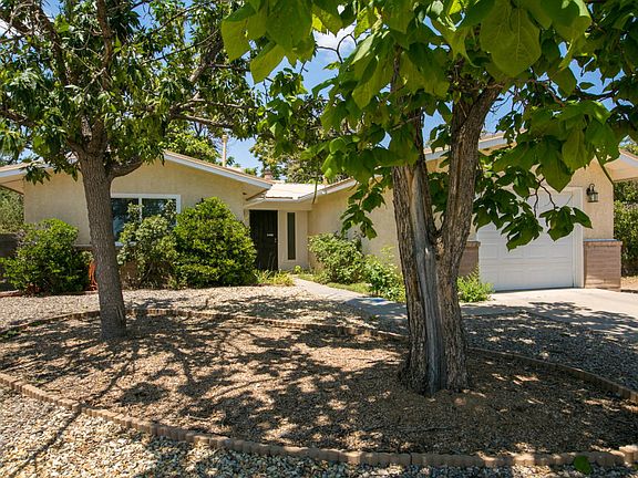2nd image of 7705 Calle De Cobre NE