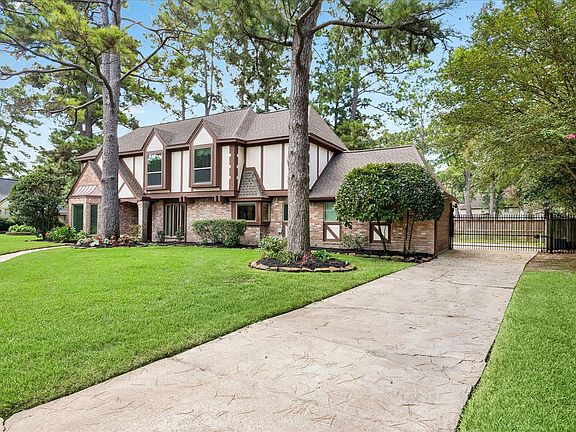 2nd image of 17307 Lazy Hill Ln