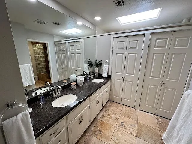 7734 E Minnezona Ave — Photo 16