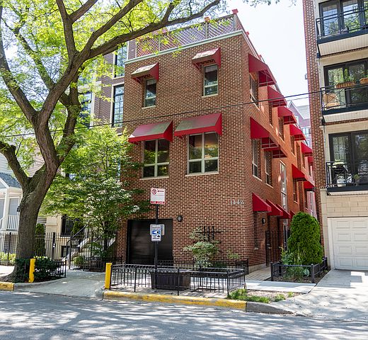 1st image of 1442 N North Park Ave