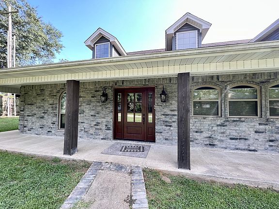 3rd image of 2275 Belfast Way