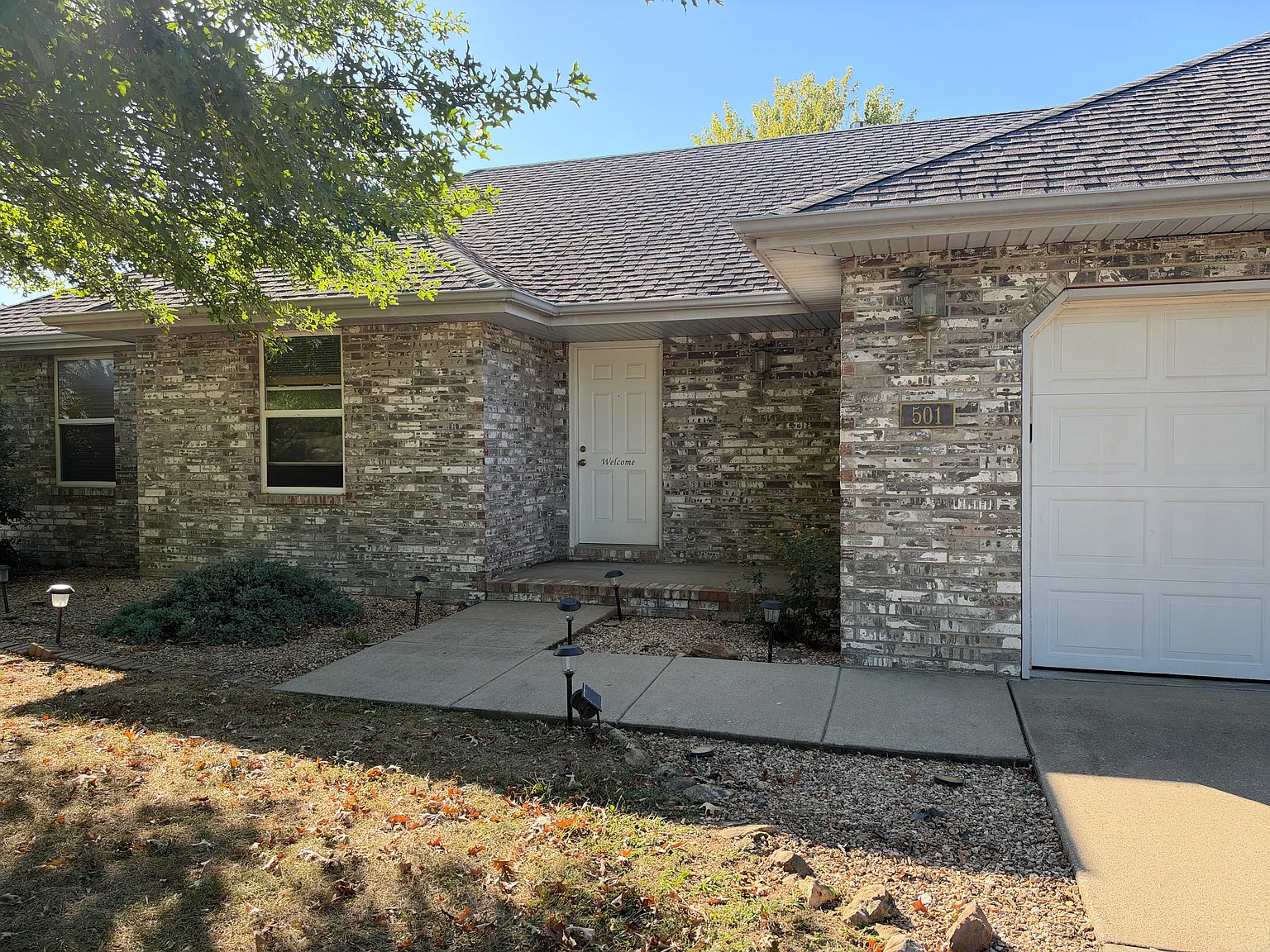 3 bed, 1700 sqft, $1,795 — Photo 2