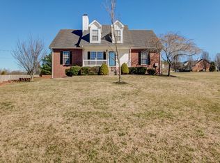 104 Roaden Ct, White House, TN 37188