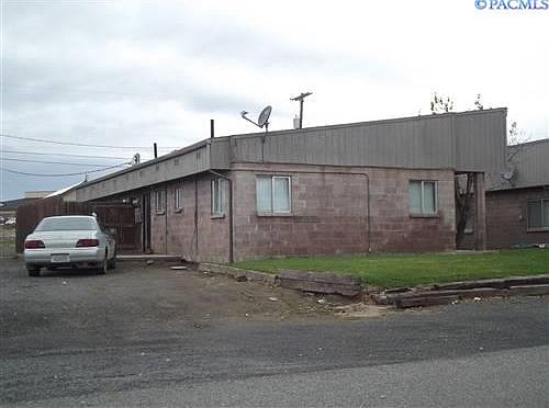 1st image of 421/427 N 4th Ave