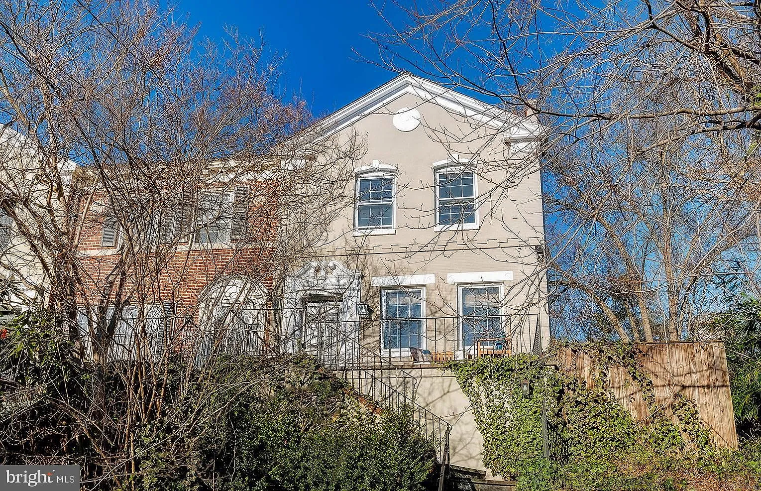 4815 Reservoir Rd NW photo 1