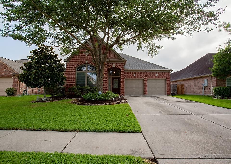 1st image of 6106 Castle Peak Ln