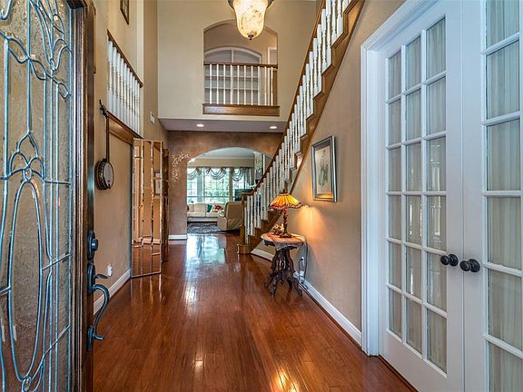 4th image of 440 Creekside Ct